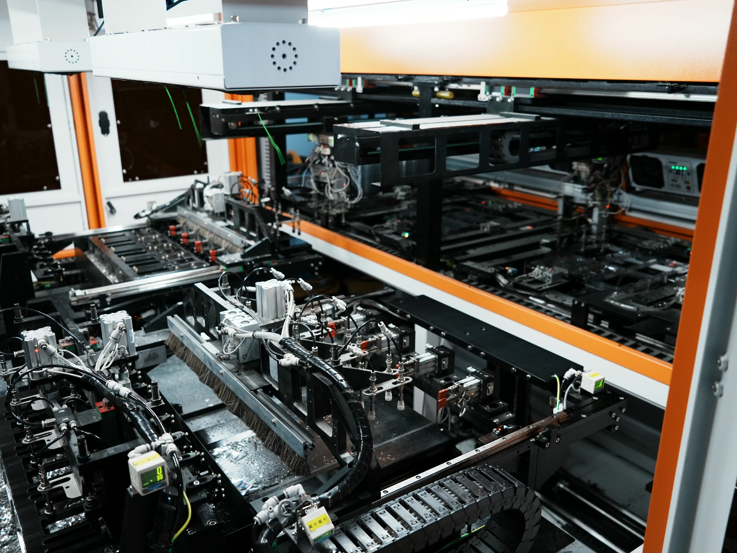 Ваше видение. Наша экспертиза. 3 LCD manufacturing equipment