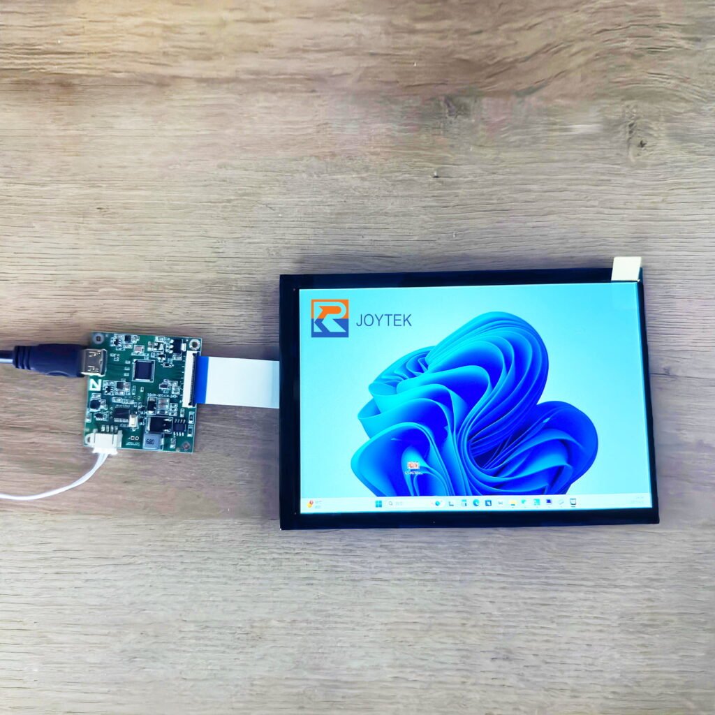 7-Inch Capacitive Touch Display – 1024×600 Resolution, with HMI Motherboard